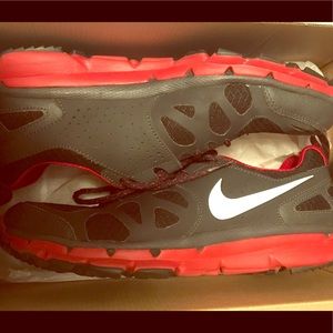 Nike Running Shoes. M size 7.5